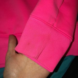 Women’s Under Armor Hoodie Size Small